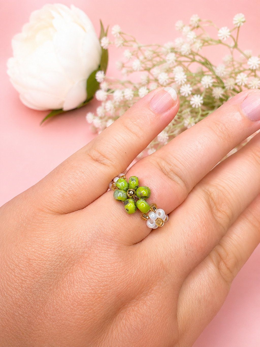 Lime Blooming Ring Gold