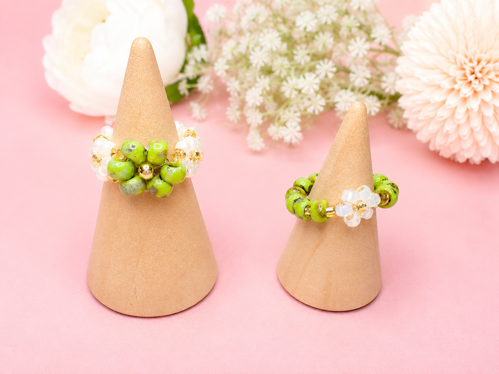 Lime Blooming Ring Gold