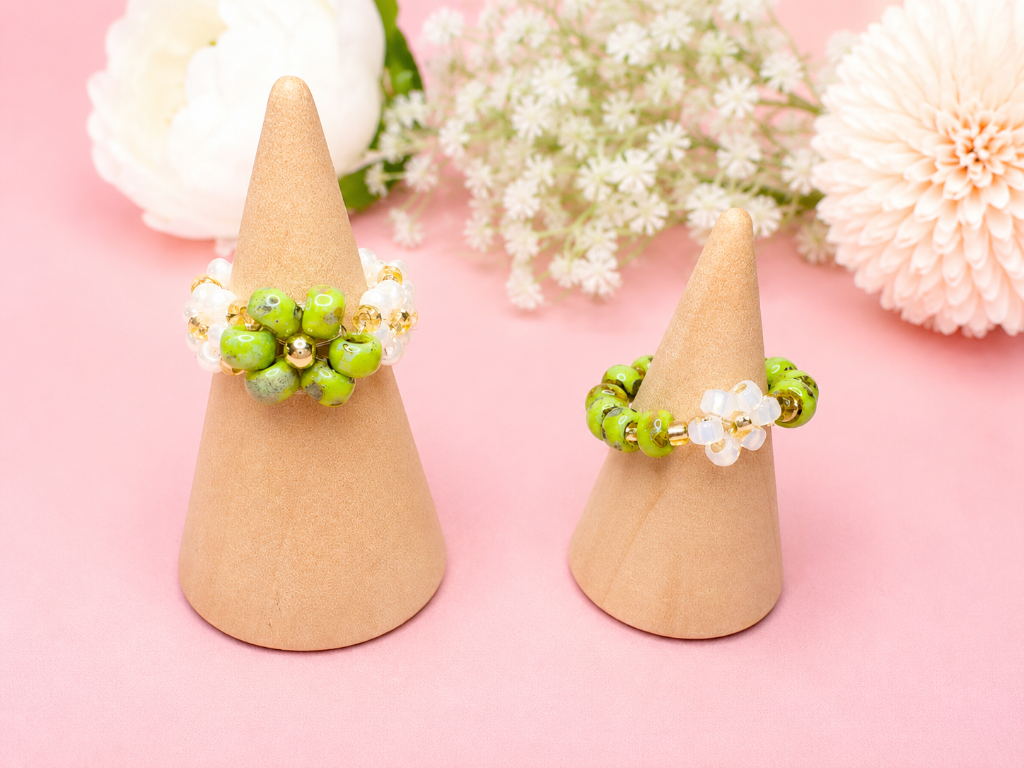 Lime Blooming Ring Gold